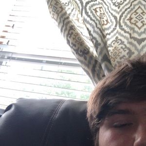 Meet your Posher, Alex